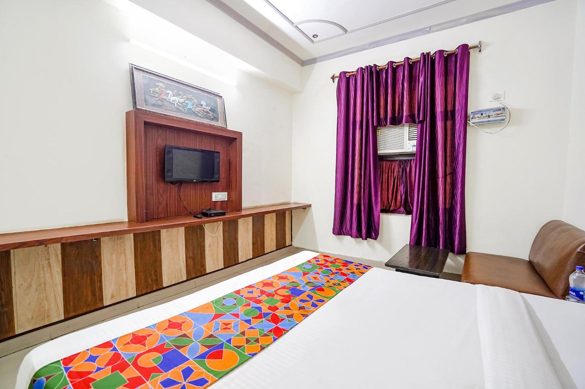 Fabhotel Prashant Palace Maisúr Exteriér fotografie