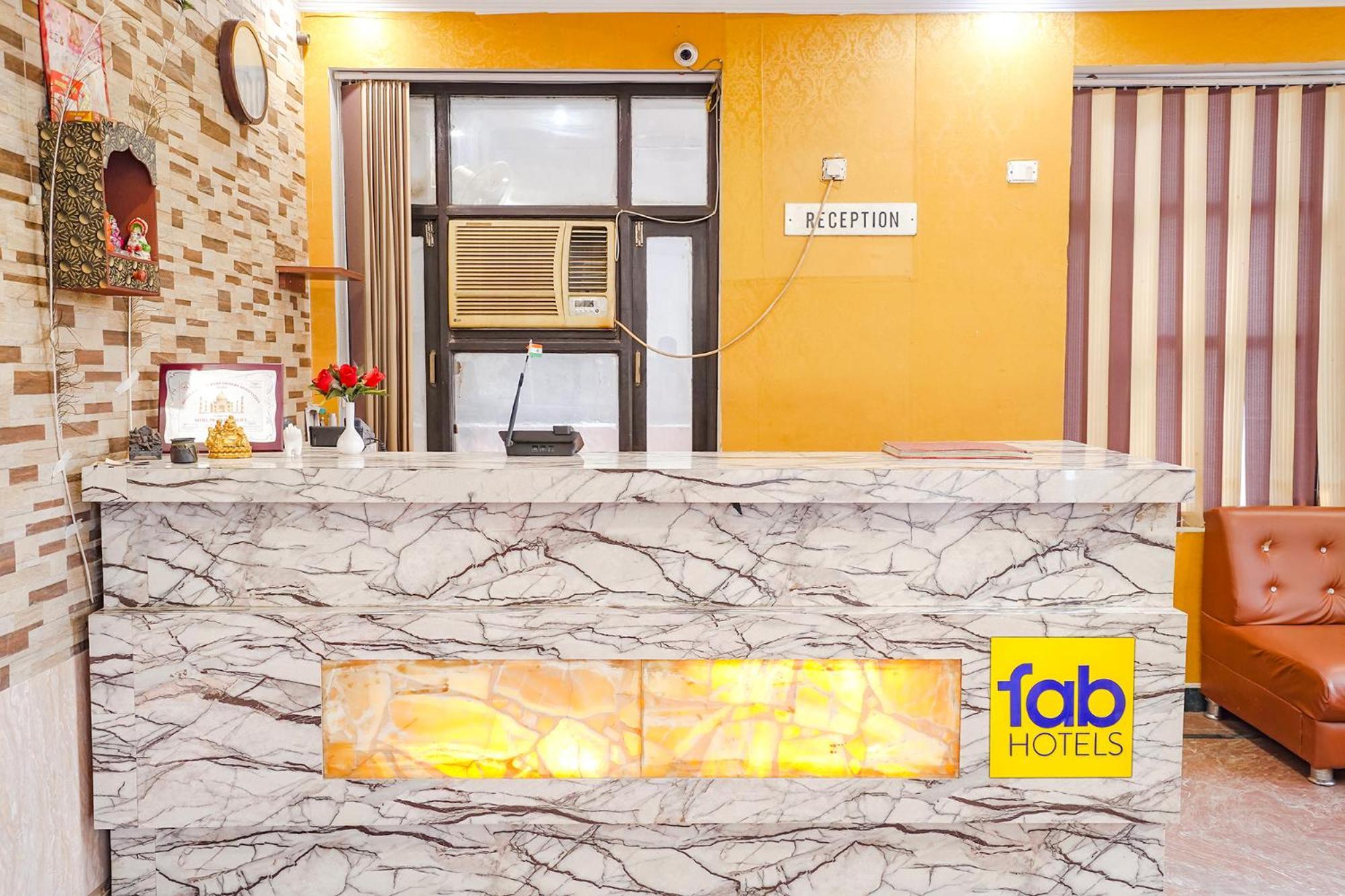 Fabhotel Prashant Palace Maisúr Exteriér fotografie